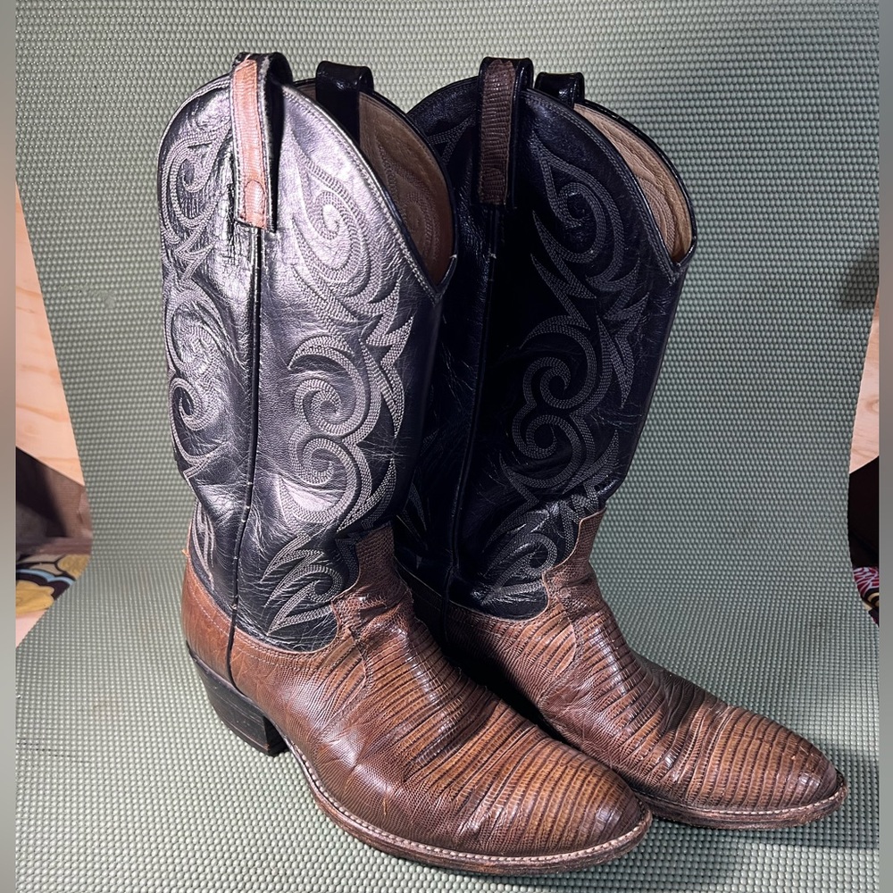 Dan Post Men’s Cowboy Boots